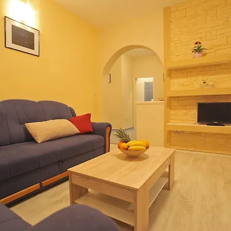 Mareta アパート Sukošan