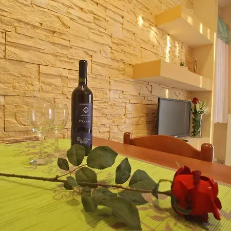 Mareta Apartament *