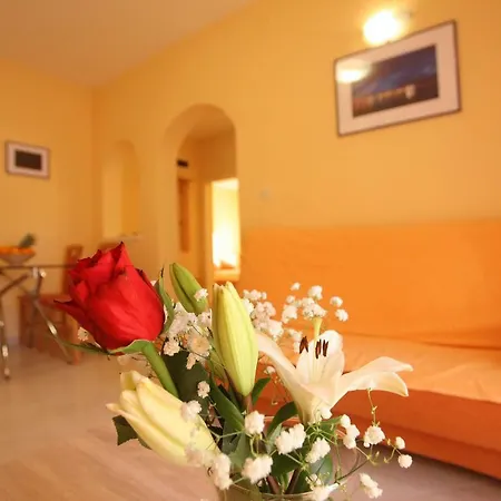 Διαμέρισμα Mareta *